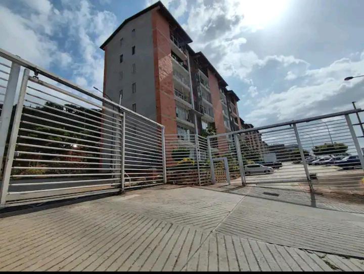 Apartamento Frente Al Aeropuerto De Maiquetia Ngoại thất bức ảnh
